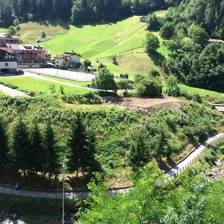 Casa Di Montagna In San Colombano, Vista, Relax , Wifi *